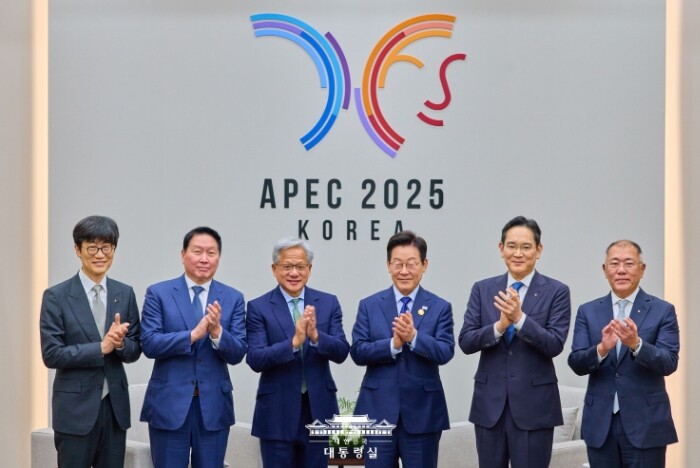 이 대통령, 엔비디아 대표 및 IMF...