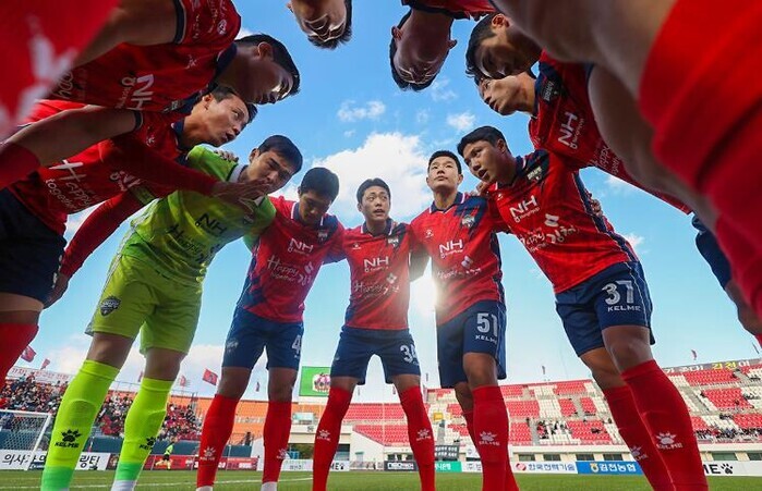 김천상무, 지난 맞대결 승리 기억 살려 서울 원정 첫 승 도전!