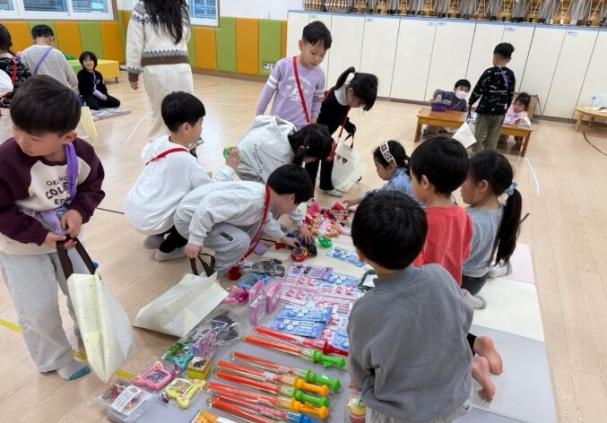 제주도교육청 제주동초병설유치원, 보석...