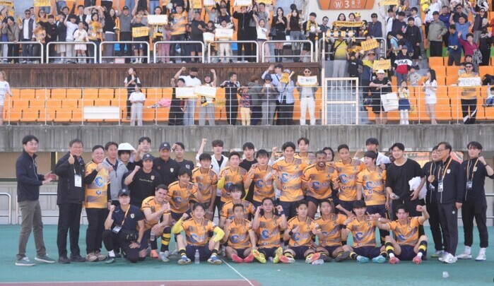 춘천시민축구단 두 번째 홈경기 FC강릉 2-0 완파