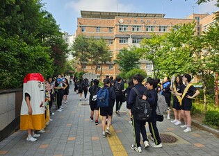 하남 위례중, ‘세계금연의 날’을 맞아 흡연예방캠페인 성료, 전교생이 함께한 평생금연 다짐의 날