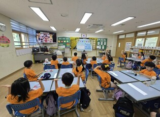 하남 미사강변초등학교, '함께 Green' 유·초 이음으로 입학 100일을 축하해요