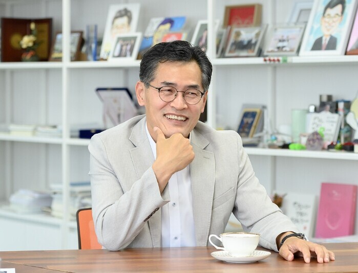 이기재 양천구청장, 취임식 없이 직원...