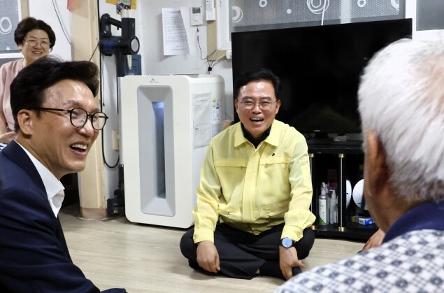 진교훈 강서구청장, 어르신 무더위 쉼...